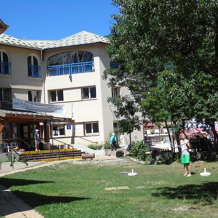 Hotel Le Rabuons Saint-Étienne-de-Tinée Exterior foto
